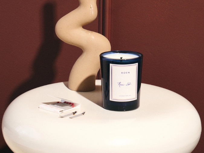 Rue 52 Candle