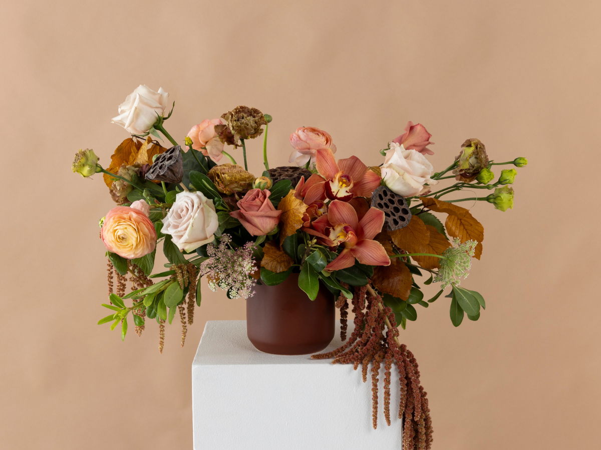 The Echo Flower Arrangement