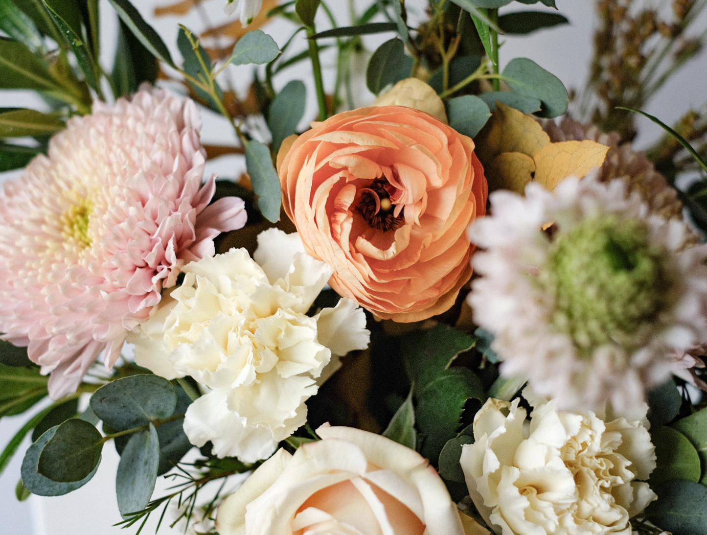 Neutral Designer’s Choice Flower Arrangement