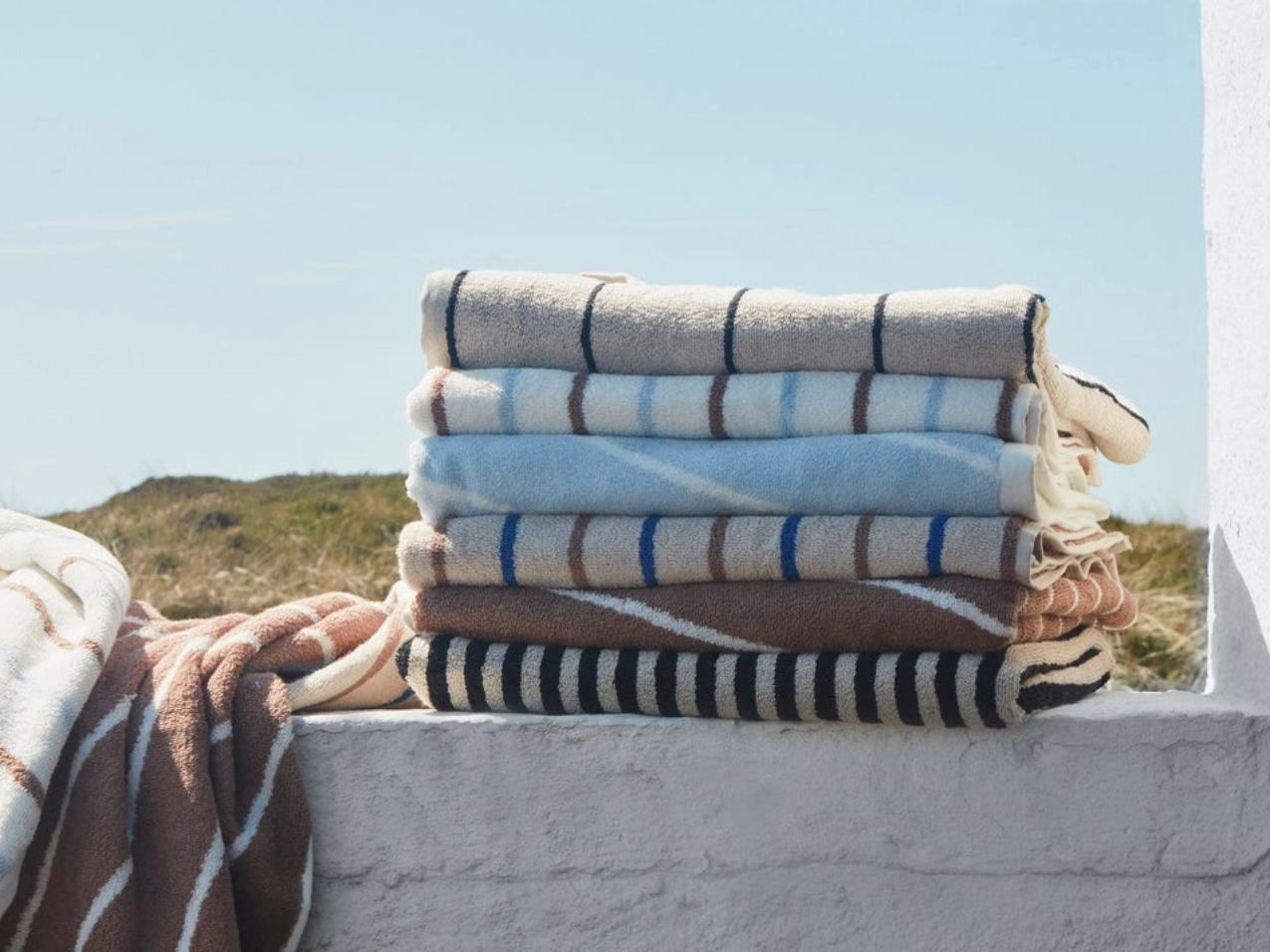 Raita Towel - Medium