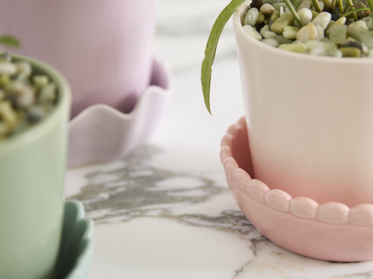 Lilac Springvale Pot with Saucer