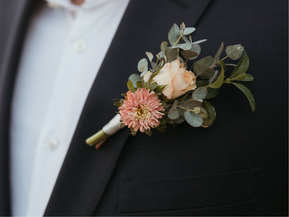 Boutonnière | Wedding Package Add-on