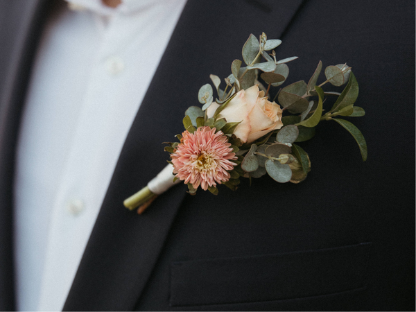 air plant boutonniere Boutonnière | Wedding Package Add-on – Beet & Yarrow
