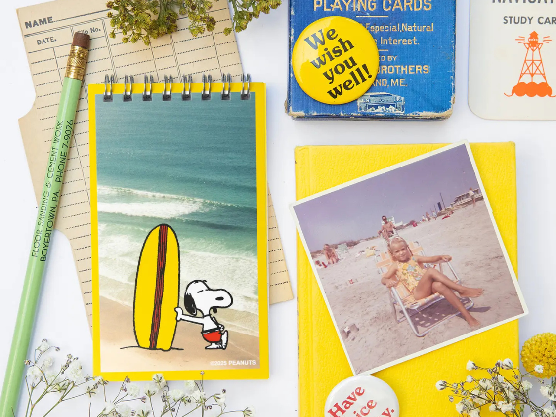 3P4 X Peanuts® - Snoopy Surf Mini Memo Pad
