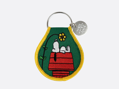 3P4 X Peanuts® - Snoopy Doghouse Flower Patch Keychain