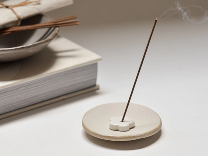 Cedarwood Incense Stick Set – 30 Sticks