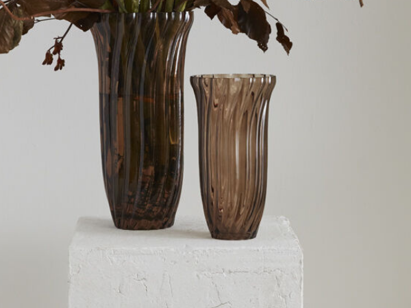 Chanterelle Ribbed Vase