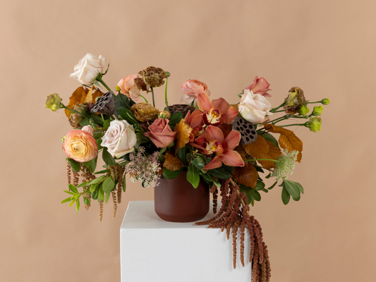 The Echo Flower Arrangement