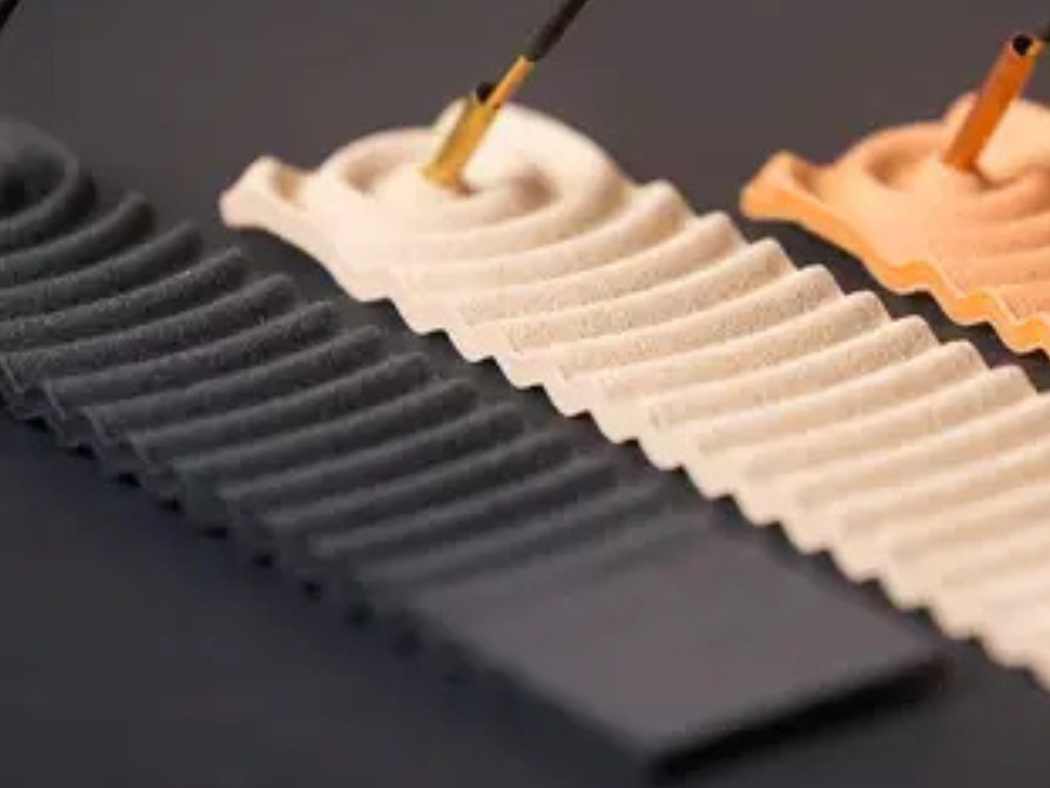 Wavy Incense Holder - Ebony Black